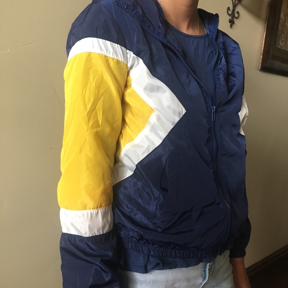 workout jacket - Picture 3 of 3